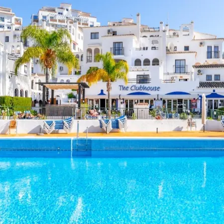 Estudio Pasodoble. Pueblo Evita Apartment Benalmadena